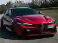 Alfa Romeo Giulia GTA Slide