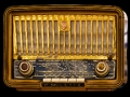 ਪੁਰਾਣੀ ਟਿ Radioਬ ਰੇਡੀਓ ਆਈਜ 